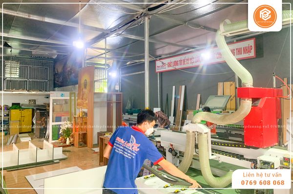 Thợ Nội Thất Đệp Đà Nẵng chuẩn bị gỗ và cắt bằng máy CNC